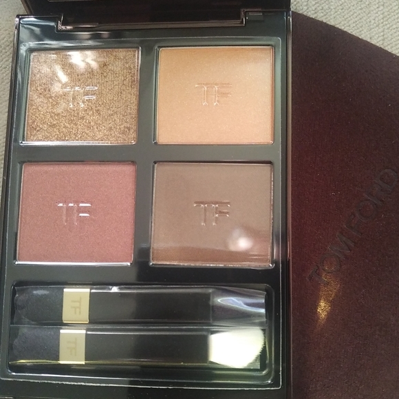 Tom Ford Leopard sun eye shadow quad - Picture 3 of 4